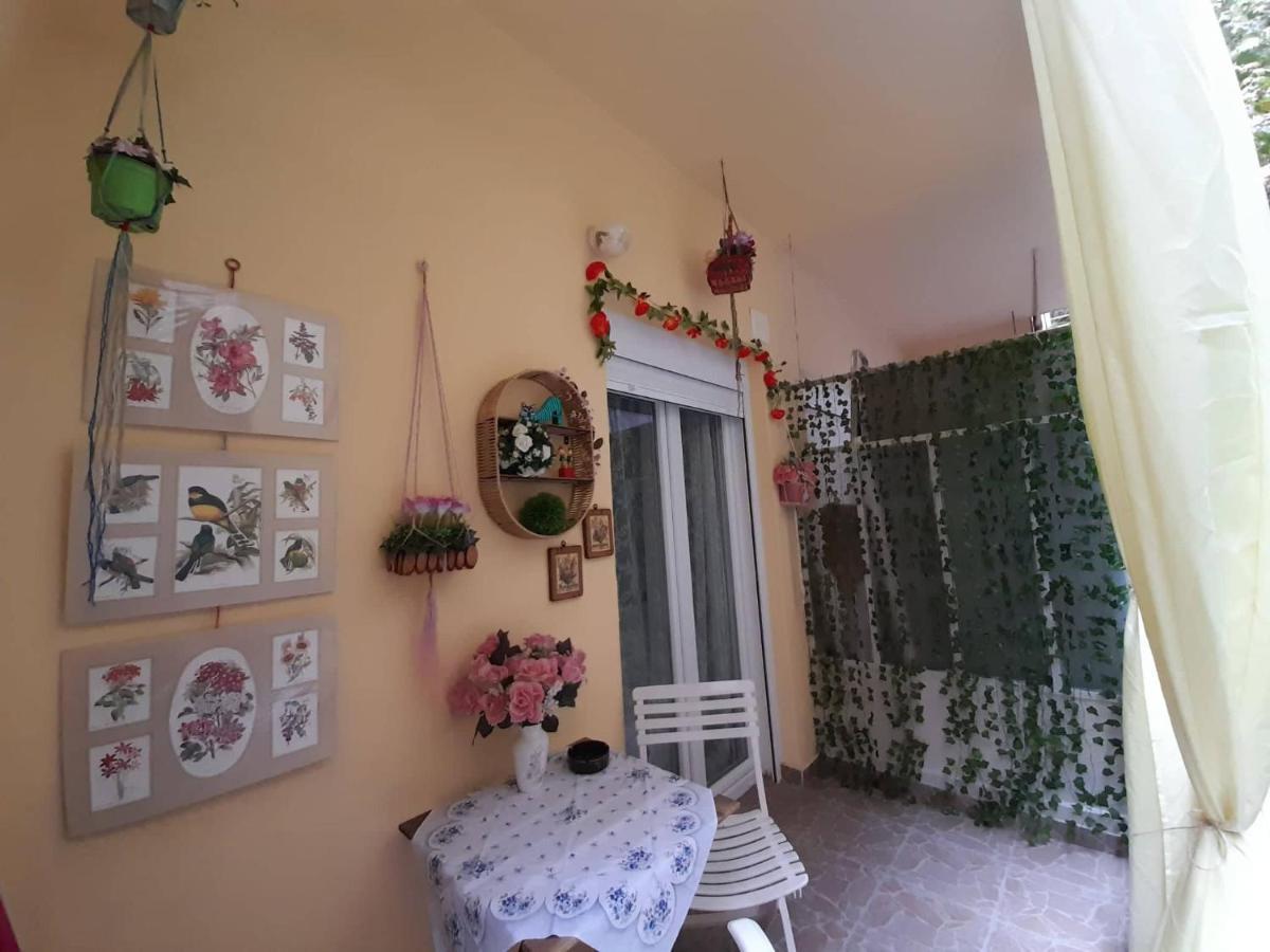 Sweet Home Thessaloniki Buitenkant foto